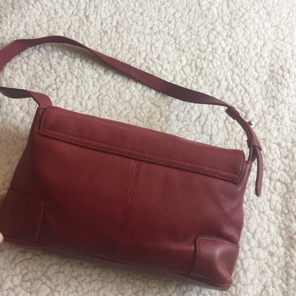 Kenneth Cole Reaction Purse - Picture 7 of 9